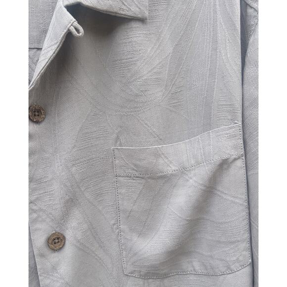 Tommy Bahama Men's Gray Silk Button Up Shirt Size Large Measurements in Descrip - Picture 4 of 16